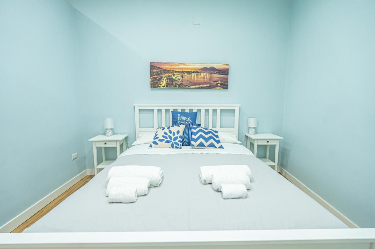 Casa Vacanze Decumano 17 نابولي المظهر الخارجي الصورة