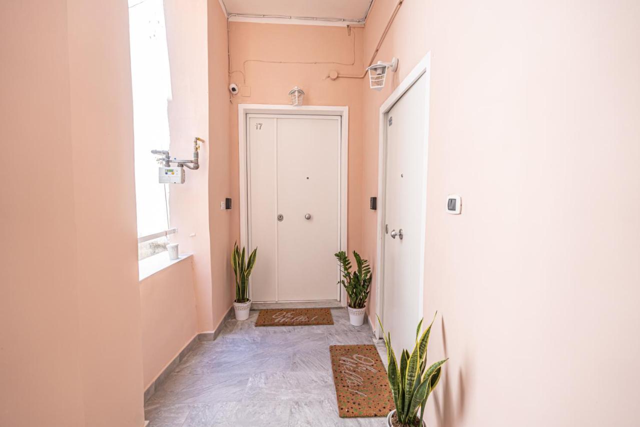 Casa Vacanze Decumano 17 نابولي المظهر الخارجي الصورة