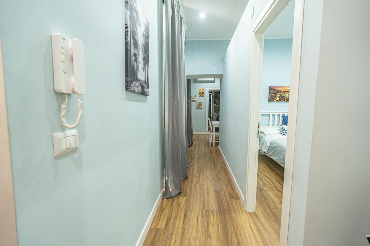 Casa Vacanze Decumano 17 نابولي المظهر الخارجي الصورة