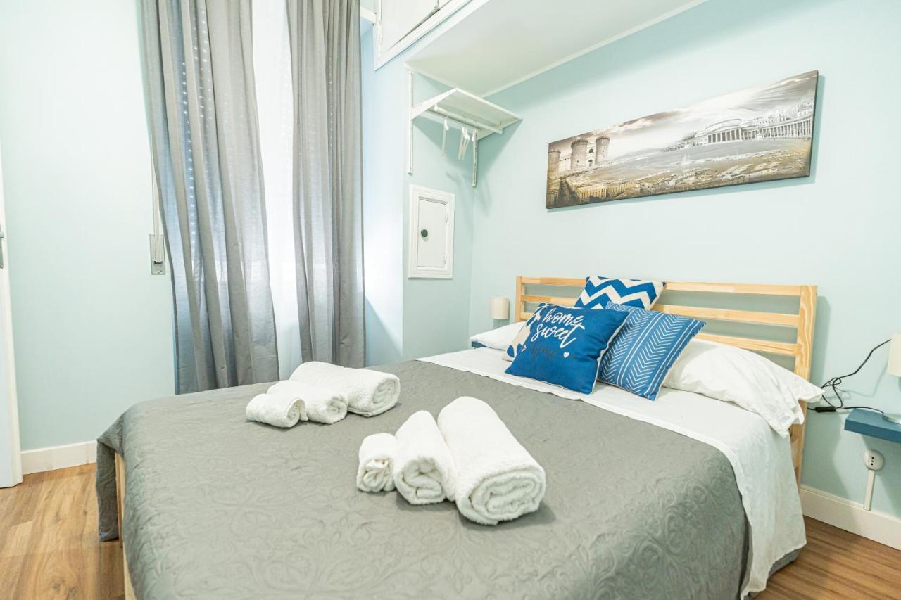 Casa Vacanze Decumano 17 نابولي المظهر الخارجي الصورة